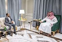 رئيس وفد صنعاء ووزير الدفاع السعودي (وكالات)